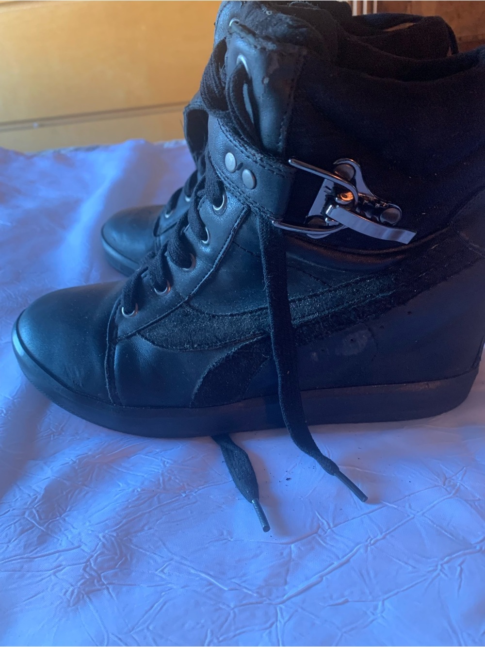 Women's Black Lace-Up High-Top Sneakers Bootie, size 38 (US 7)
